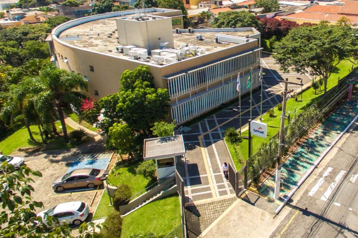 Vista aérea de uma escola Senac SP