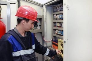 Curso Técnico em Eletromecânica SENAI 2025: Inscrições e Vagas