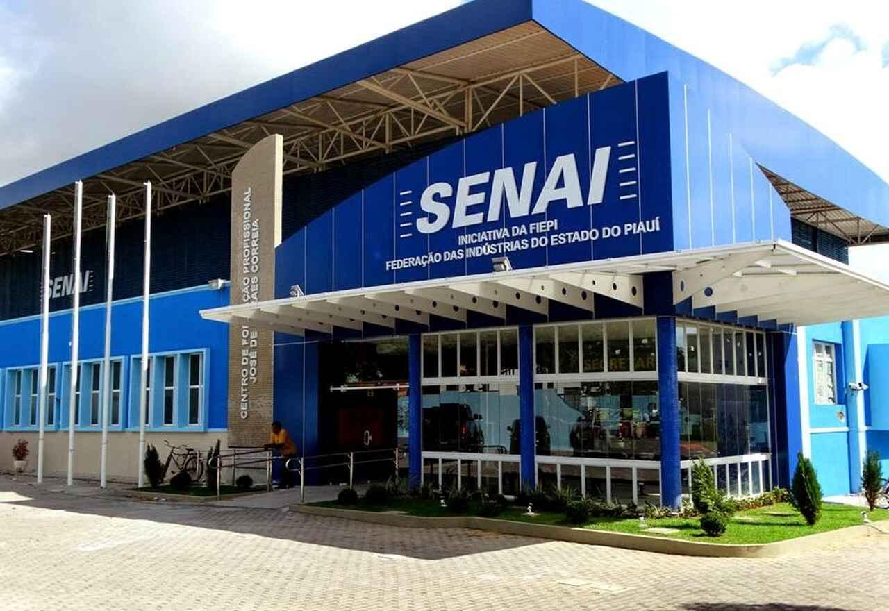 Foto fachada Senai Piauí