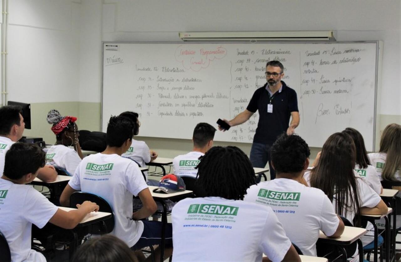 cursos técnicos no SENAI Pernambuco