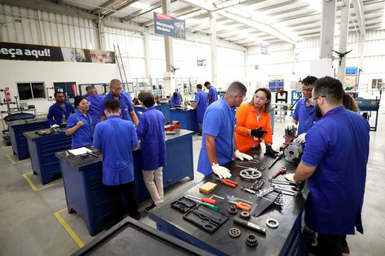 Manutenção Automotiva no SENAI PE