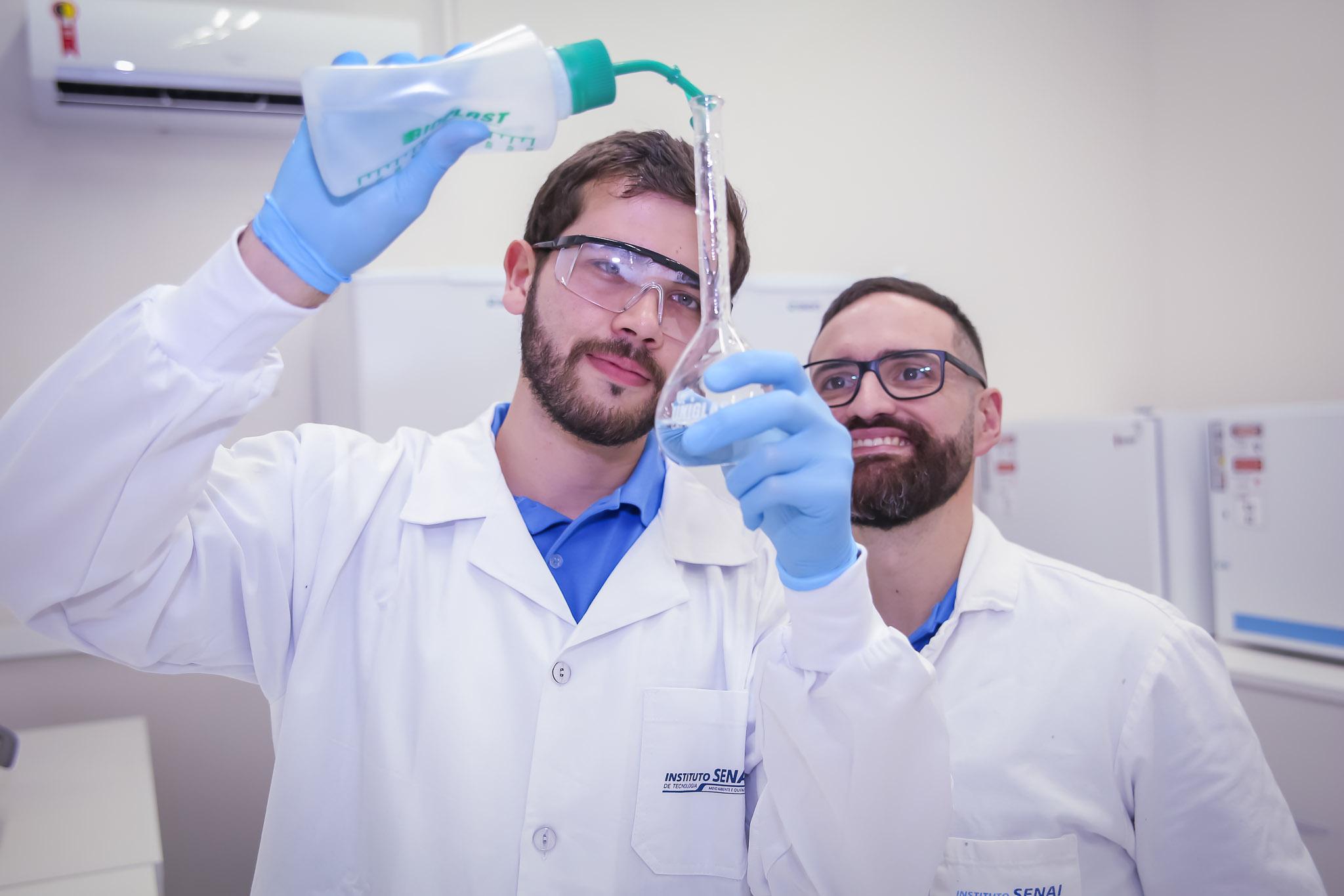 Técnico em Química no Senai