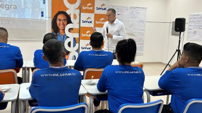 Estudantes do Senac em sala de aula