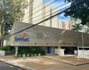 Como fazer cursos gratuitos online para idosos pelo SENAC