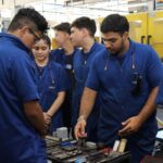 Senai libera quase 2 mil vagas gratuitas em cursos profissionalizantes; saiba como se inscrever